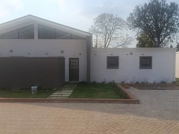 2 Bedroom Garden Flat
