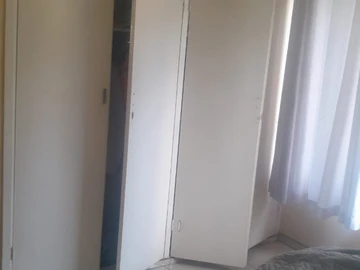 2 Bedroom Flat & Apartment