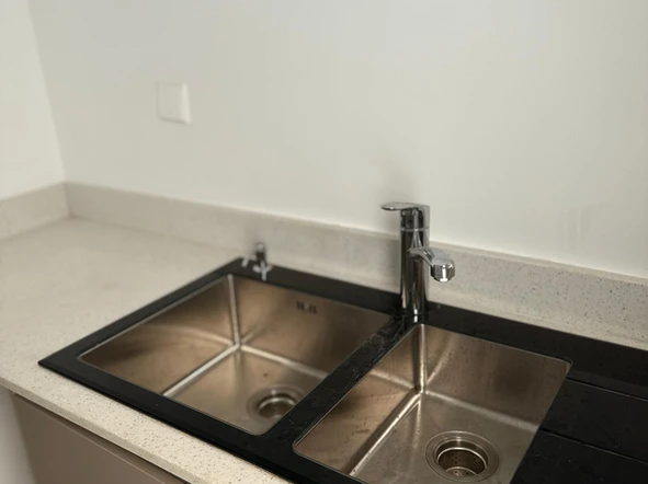 4 Bedroom Garden Flat