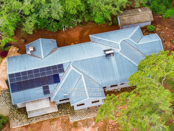 6-Bed Rolf Valley Home 