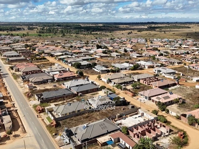 400 m² Stand in Ruwa — Tarred Road & Subdivision Potential