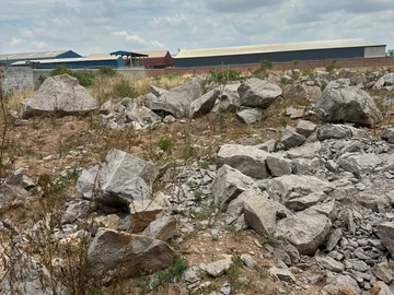 Commercial & Industrial Land