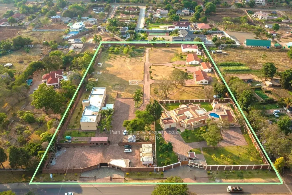 9 Bed Houses for Sale in Helensvale PGP170076