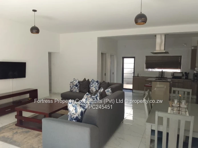 Newlands Fully Furnished Modern Townhouse 