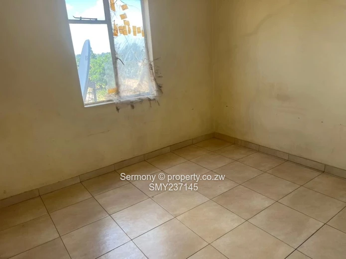 2 bedroomed flat for sale - Willowvale Flats