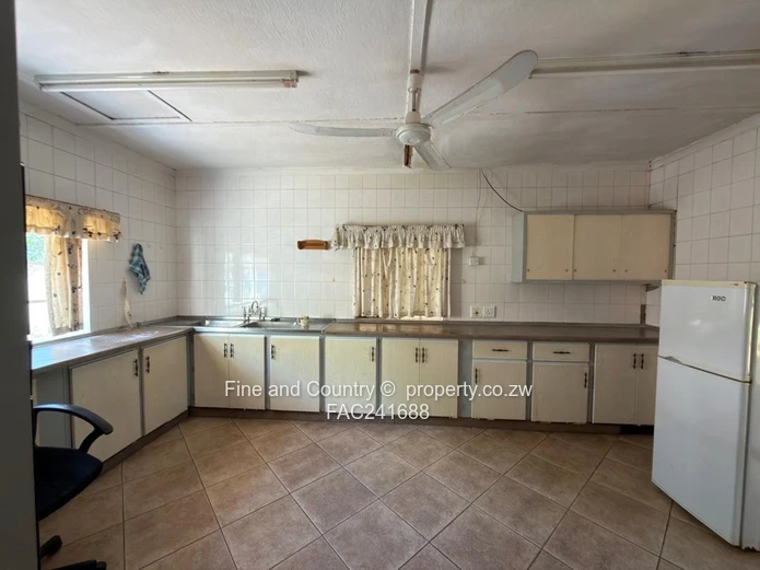 4 Bedroom House with Corporate Potential