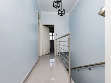 2 Bedroom Garden Flat