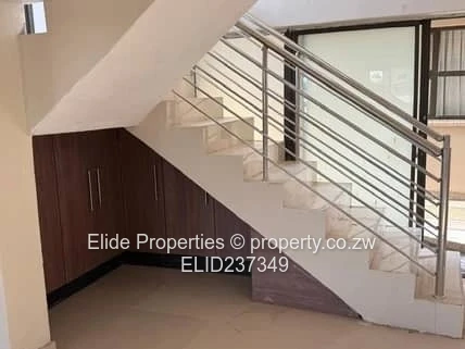 Helensvale House for rental (Sole Mandate)