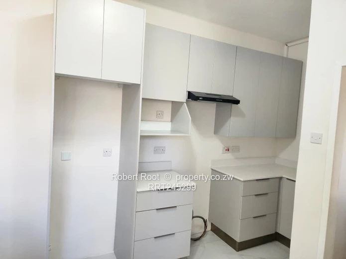 Well Maintained 2 Bedroom Flat To Rent In Avondale