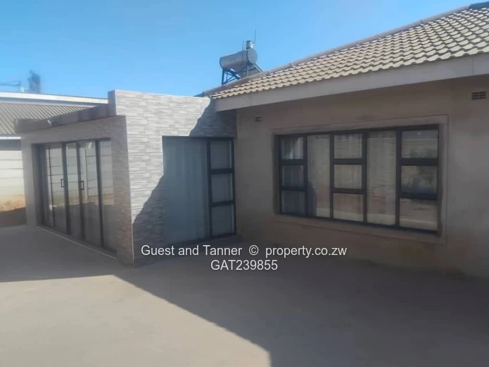 Newly built 4-bedroom house for sale in Haydon Park, Westgate — close to New Parliament