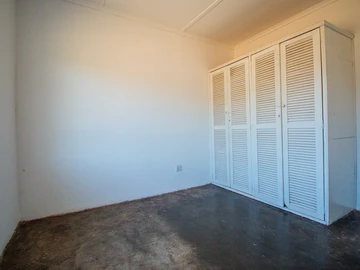 Commercial & Industrial Land