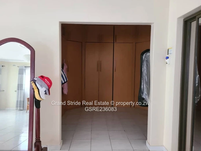 House To Rent In Pomona