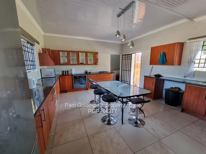 Executive Fully Furnished Property 