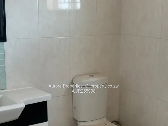 Luxury 5-Bedroom Home To Rent | The Grange