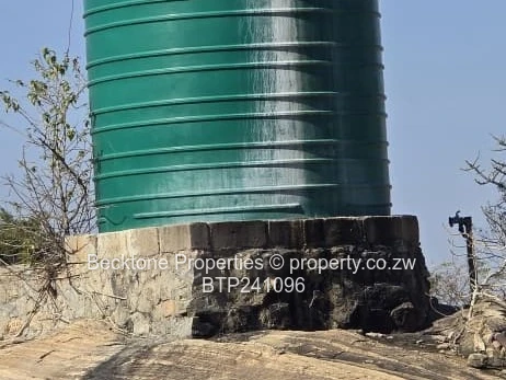 428ha Bubi Grazing Farm with Cattle Kraal & Dip Tank