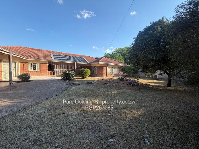 House for Sale in Hillside