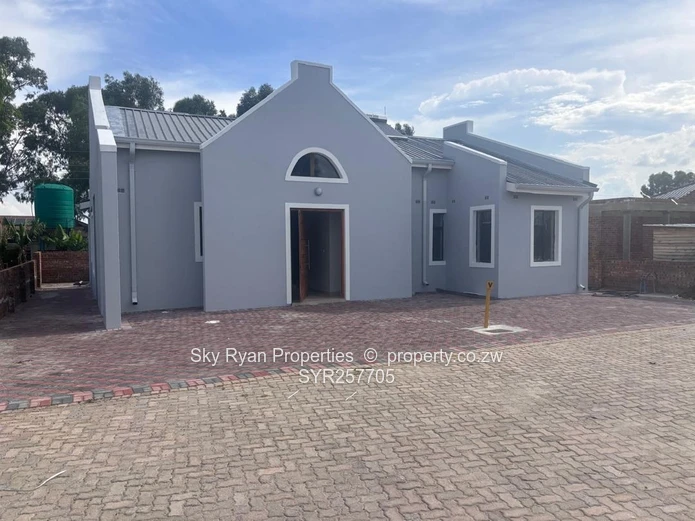 *TO LET: Arlington Cluster – Available NOW*