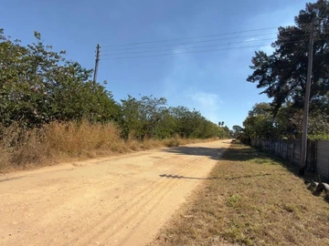 Commercial & Industrial Land