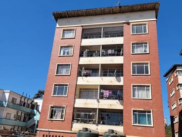 2 Bedroom Flat & Apartment