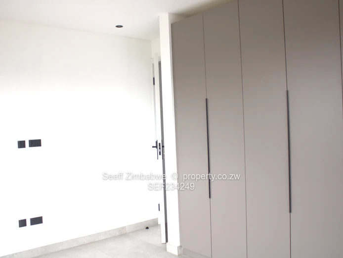 Experience convenience, security and luxury  (Sole Mandate)