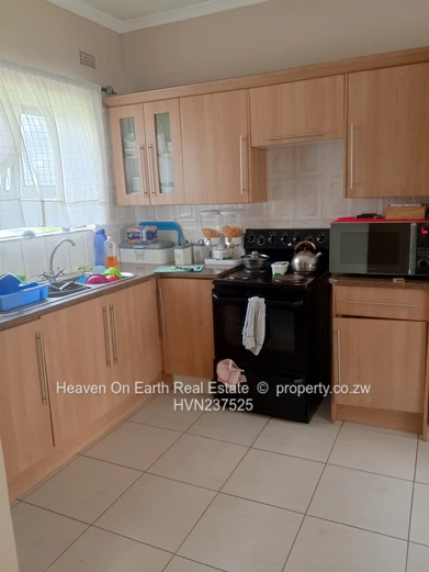 Beautiful garden flat to rent! (Sole Mandate)