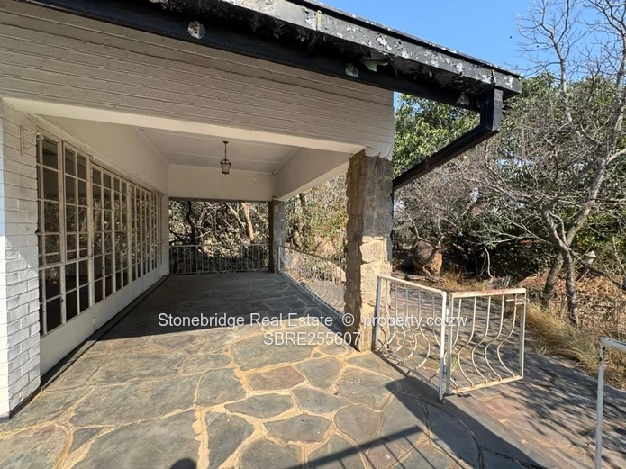 5 Bedroomed House in Burnside For Sale
