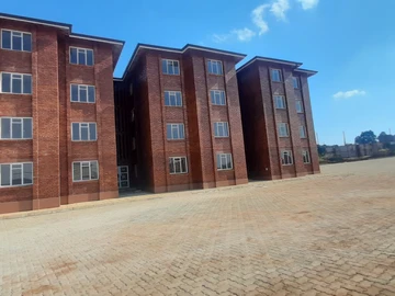 2 Bedroom Flat & Apartment