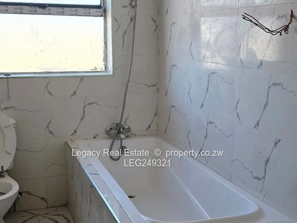 Brand New Family Home In Erasmus Park Gated Community