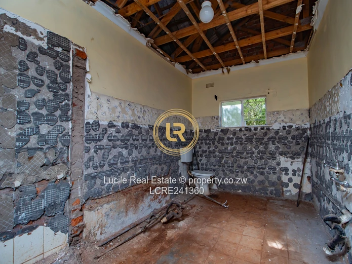 Ideal Family Home in Borrowdale (Sole Mandate)