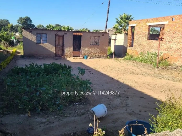 Chitungwiza unit o extension 