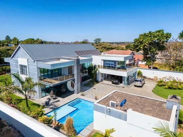 6 Bedroom House
