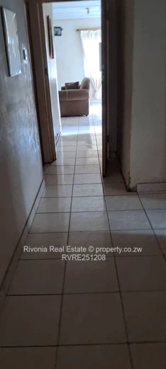 Bloomingdale 4-Bed House — Fitted Kitchen, Yard & Verandah