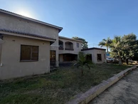 6 Bedroom House