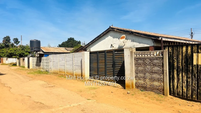  3-Bed Home in Budiriro — Walled, Good ZESA (Sole Mandate)