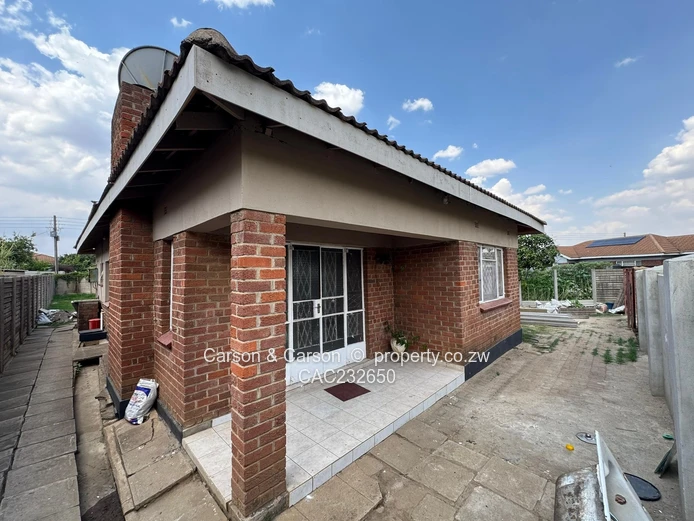 House to rent in Glen View 3