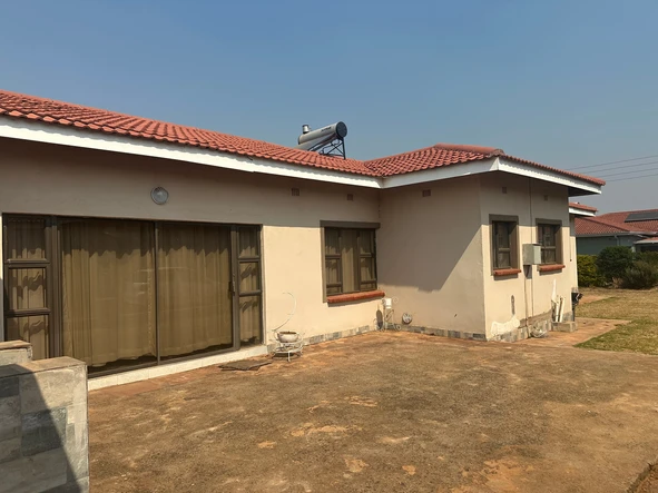 3 Bedroom Garden Flat