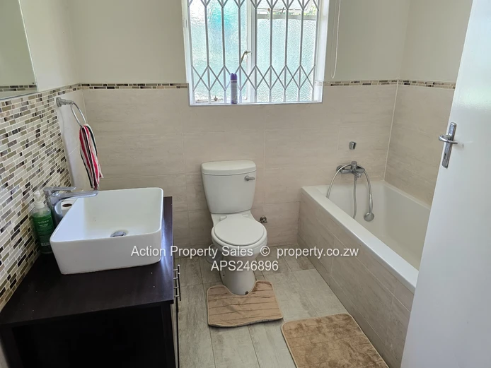 Lovely Fully Furnished House! 