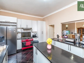 4 Bedroom Townhouse Complex