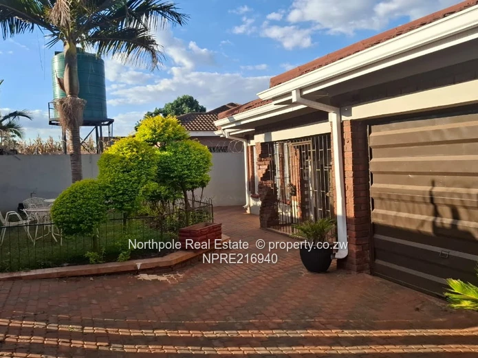 Modern And Spacious For 01 May ,Close To Herentals School