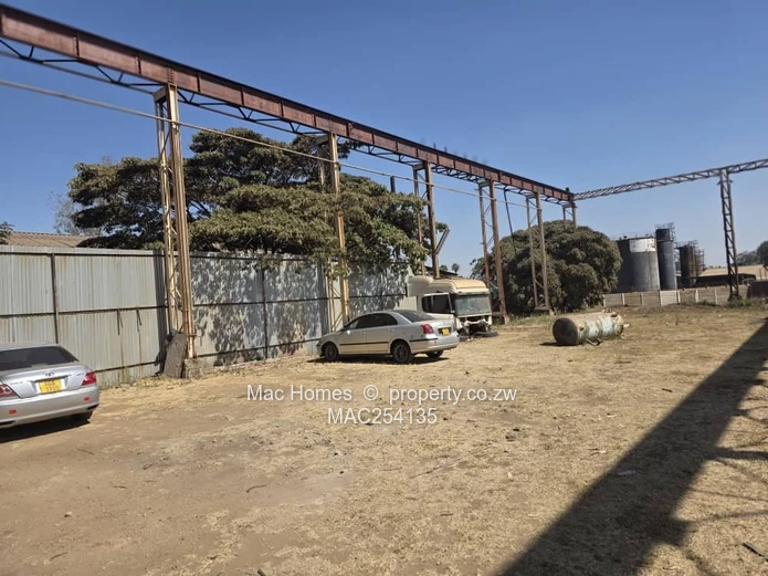  Prime Commercial Property For Sale – Willowvale