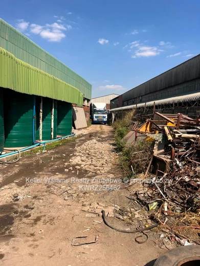 INDUSTRIAL PROPERTY FOR SALE: GRANITESIDE, HARARE Shepperton Road