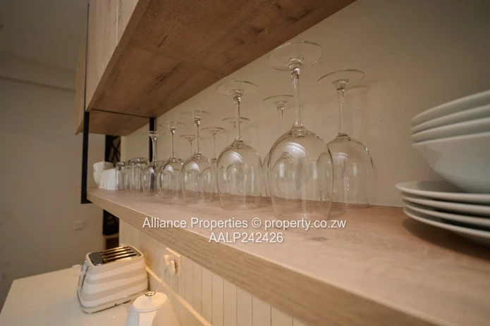 Vainona 3-Bed Townhouse - Modern Kitchen & Furnished Bed & Breakfast