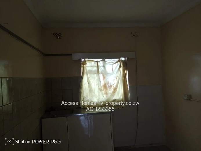 Chitungwiza Unit O House for Rent