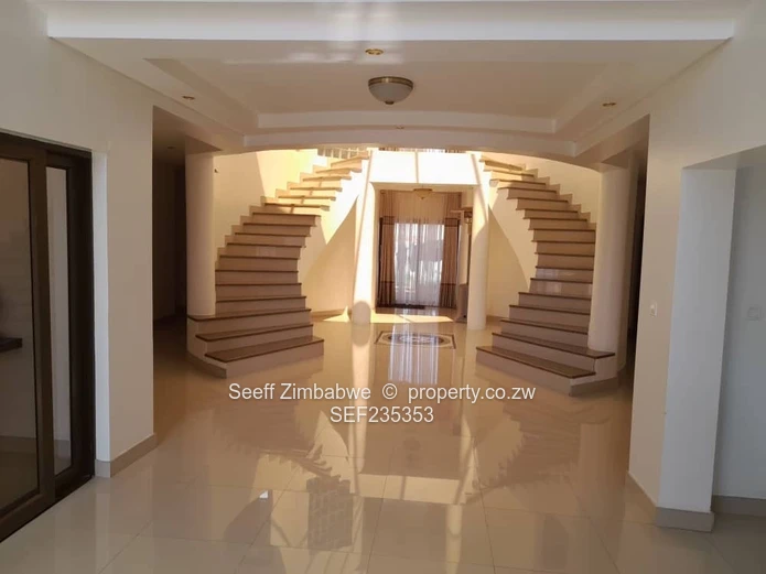 Exquisite Quinnington Masterpiece: Luxury Living with Skyline Views (Sole Mandate)