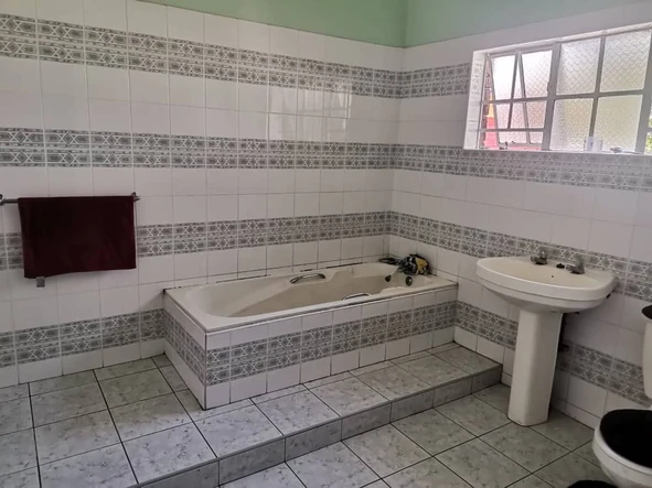 Commercial & Industrial Land