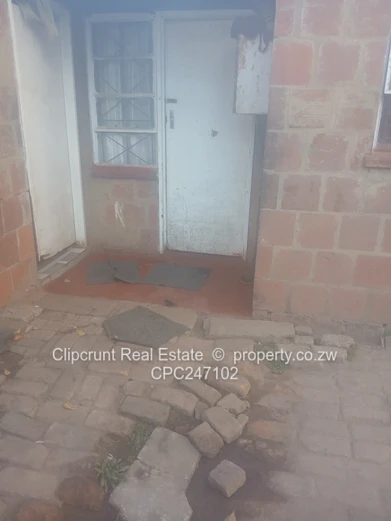 Glenview1 corehouse forsale (Sole Mandate)