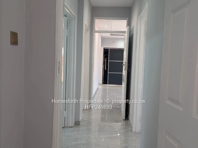 3 Bedroom House For Sale In Rainham Park