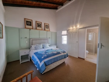 3 Bedroom Flat & Apartment