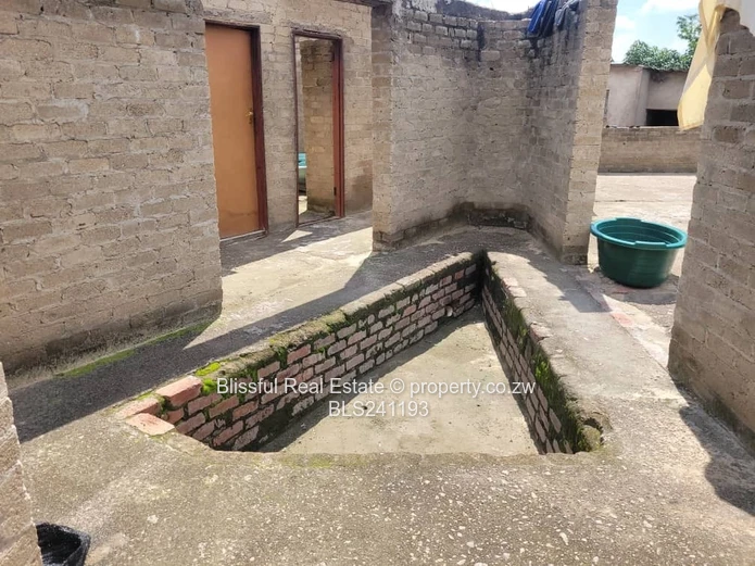 Zengeza  5 Unfished House For Sale