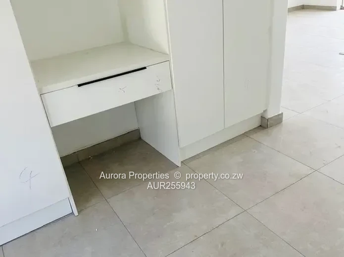 Elegant 7-Bedroom Home For Rent – Glen Lorne
